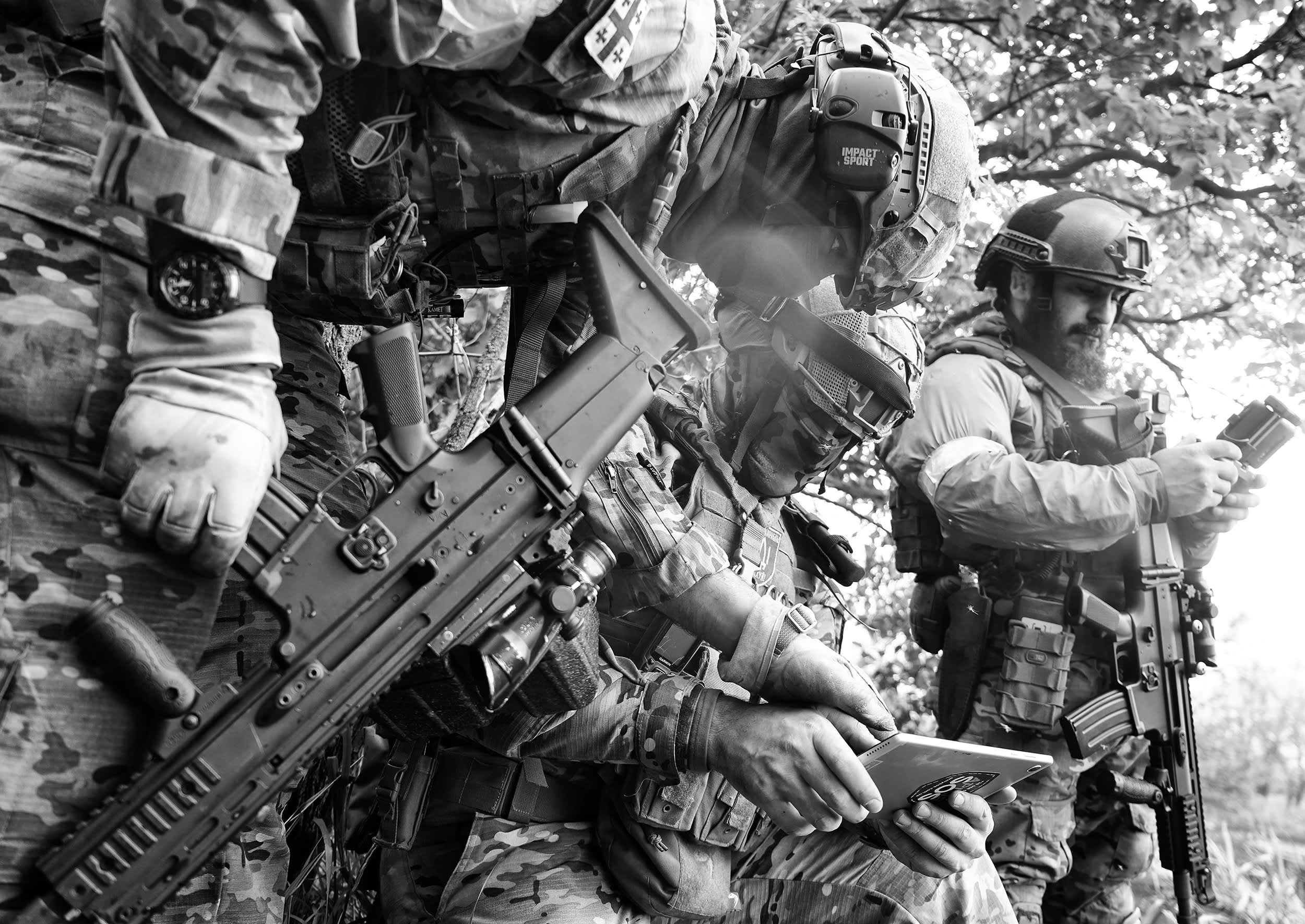 ロシア軍スペツナズ特殊部隊用昼夜兼用BAIGISH単眼鏡 鮮明度抜群 実物未