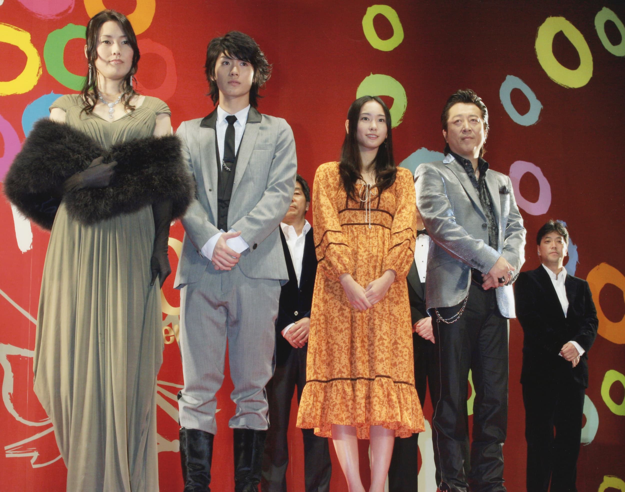 フォトギャラリー6枚目 新垣結衣「CM契約終了で休業」報道が…もう一度