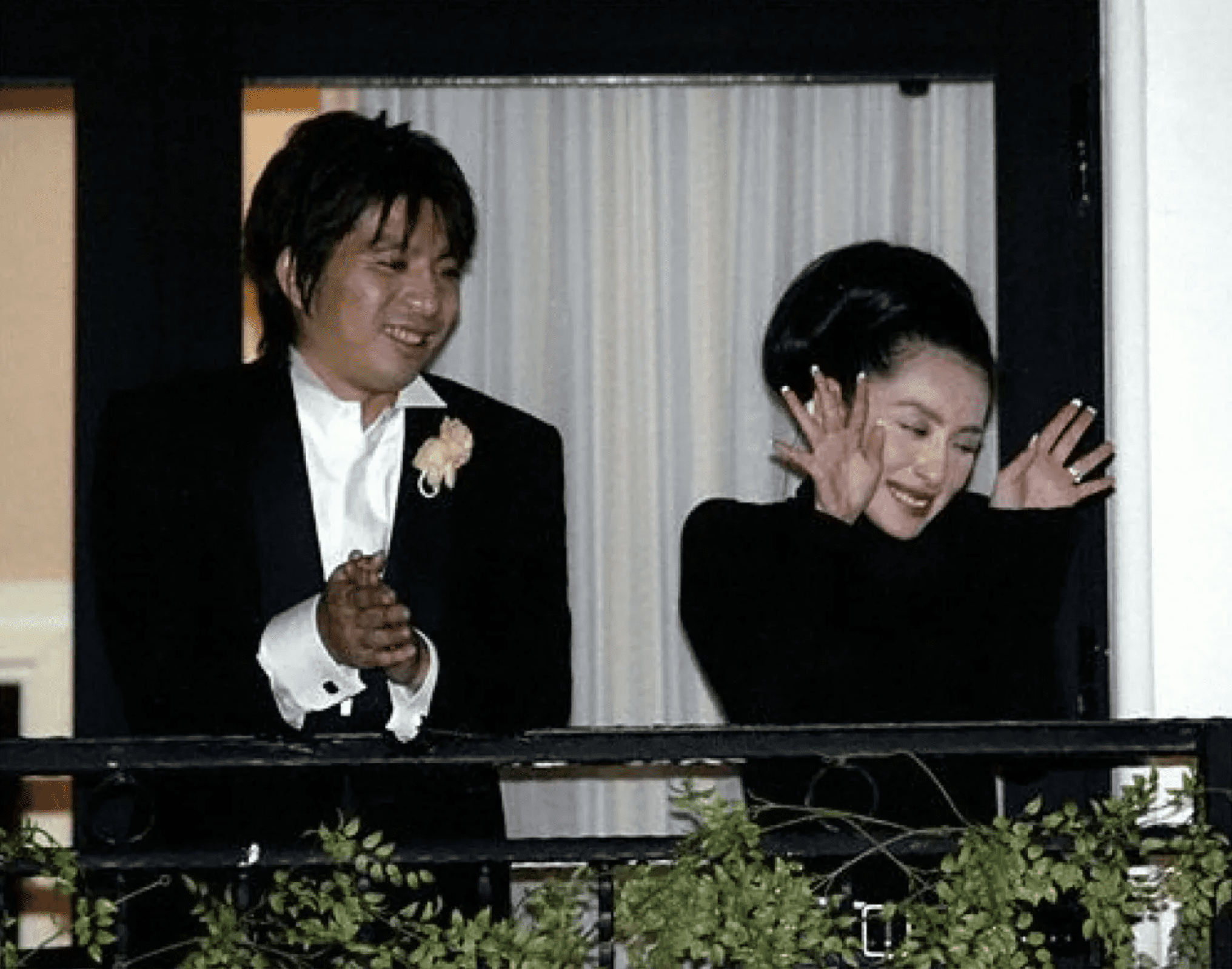 藤田 晋 奥菜 恵