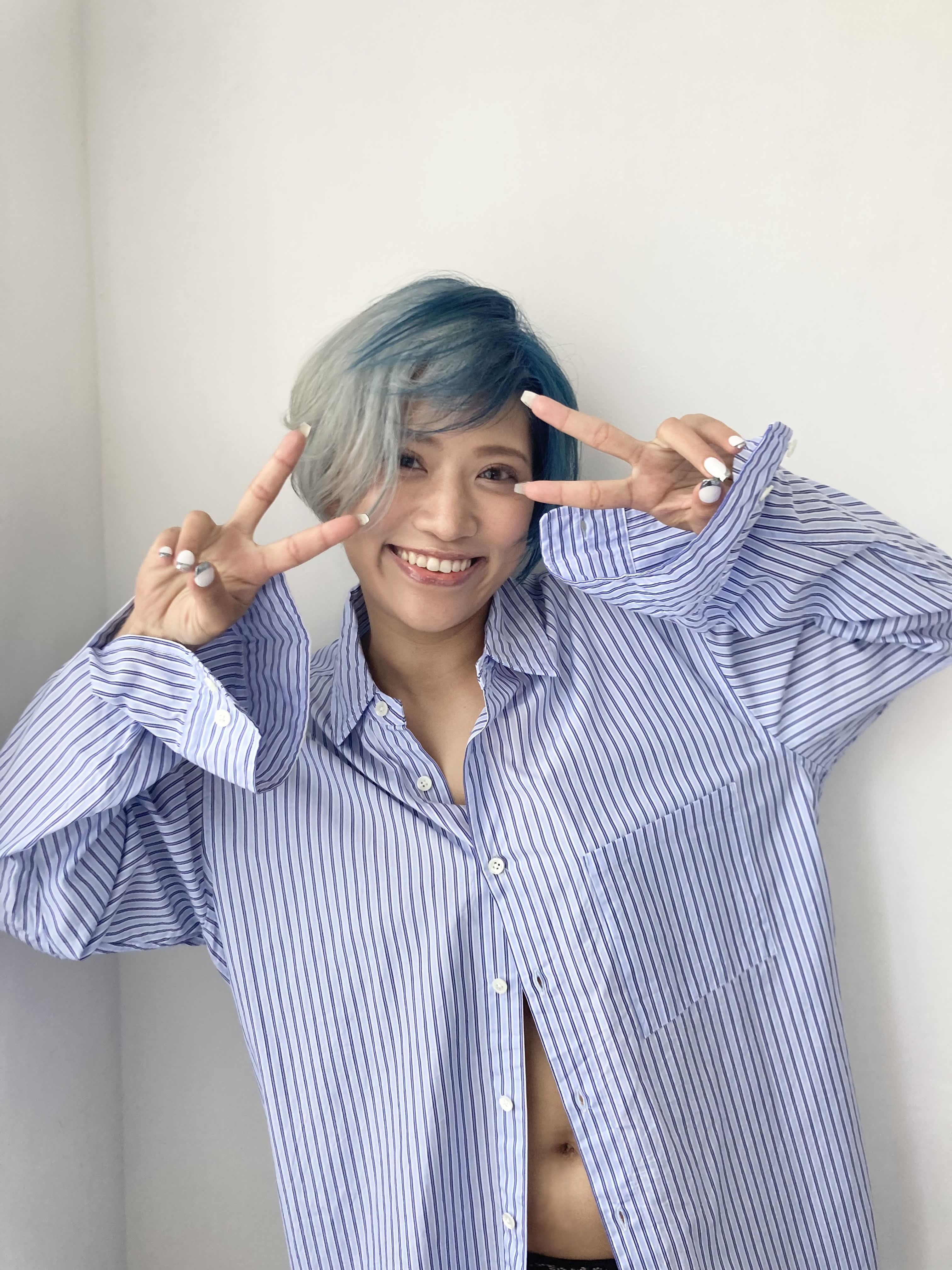 パーティーちゃん　信子 2ページ目）『ぱーてぃーちゃん』信子が初グラビアで美ボディ解禁！ 「遺影にする！」ほどの出来栄えの中身とは？ | FRIDAYデジタル