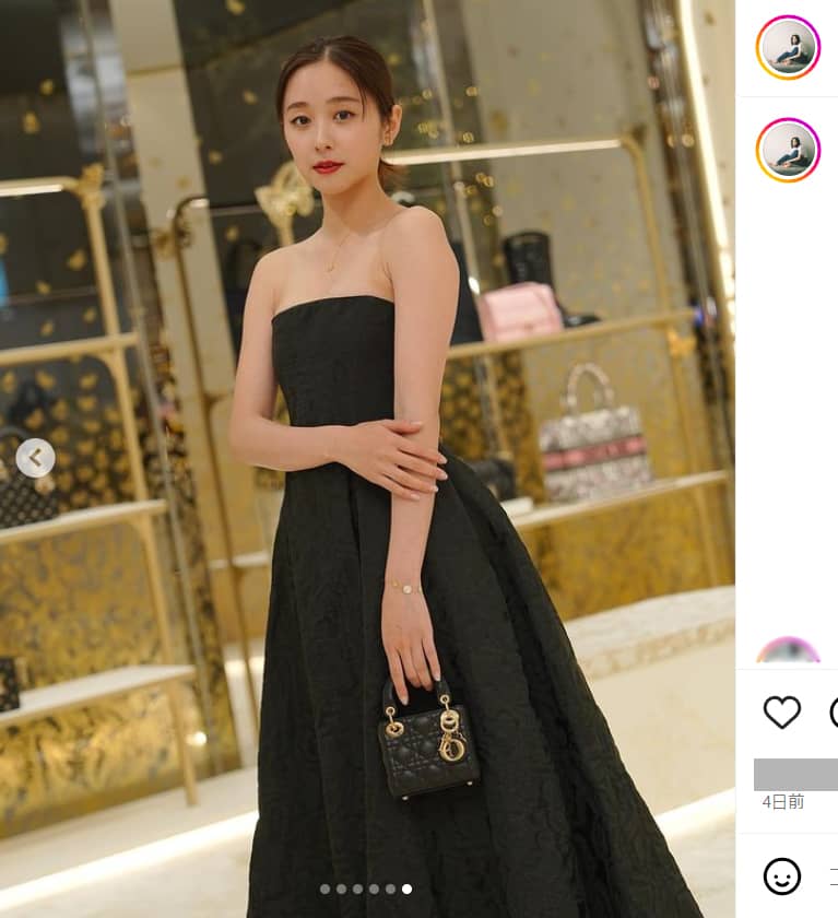 フォトギャラリー5枚目 堀田真由 美デコルテあらわな大胆ブラック