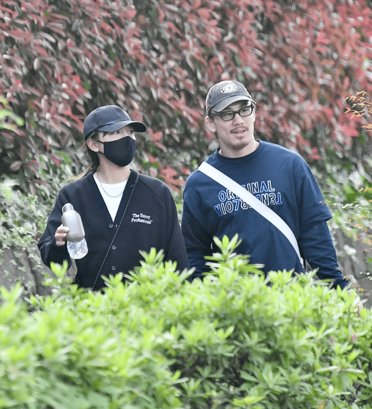 矢 地 祐介 川口 春奈