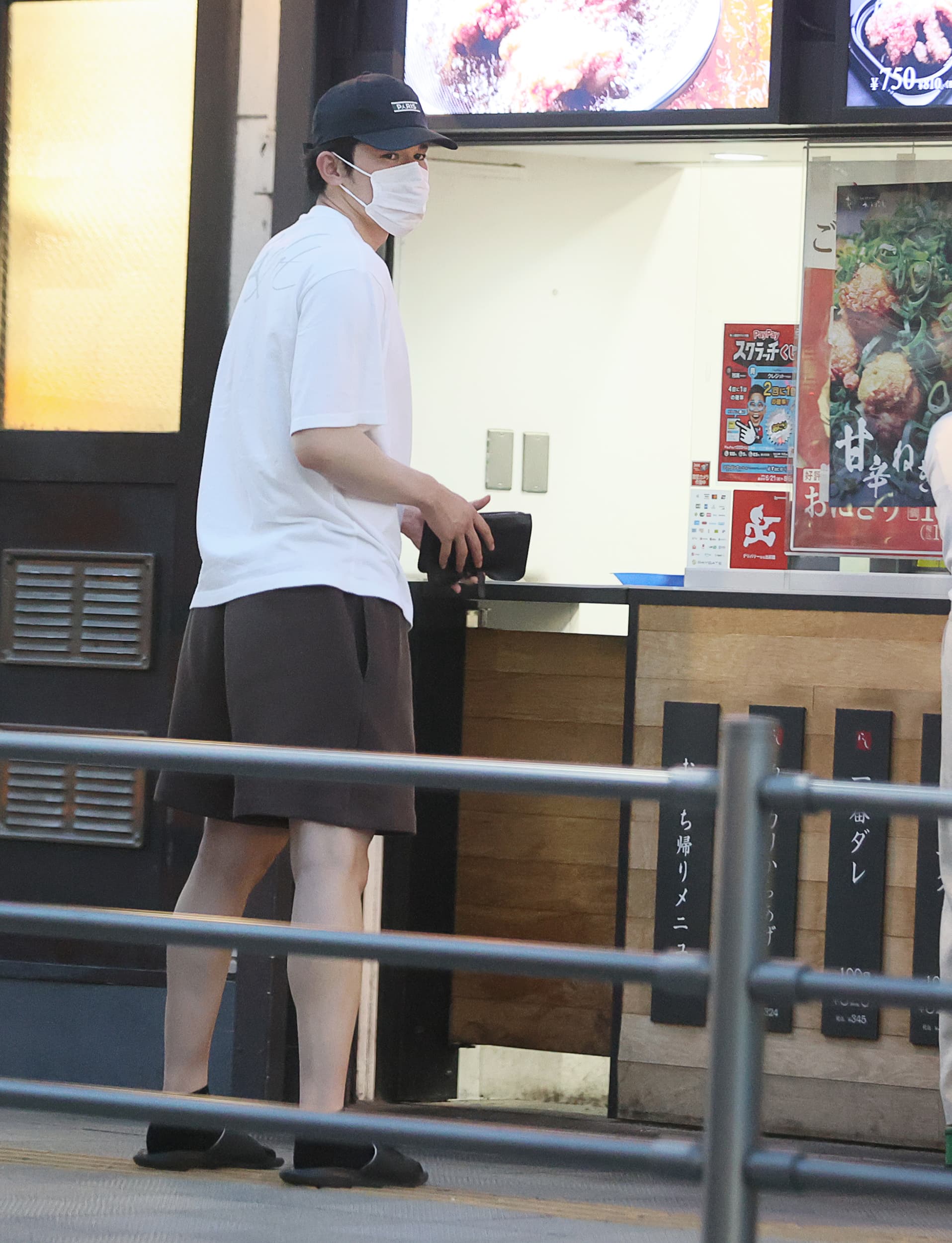 佐々木豊、【港のレストラン】、「希少な画集より、状態良好、新品高級額装付 佐々木豊展 －そして舟は往く－（日本橋高島屋S.C. 6階 美術画廊