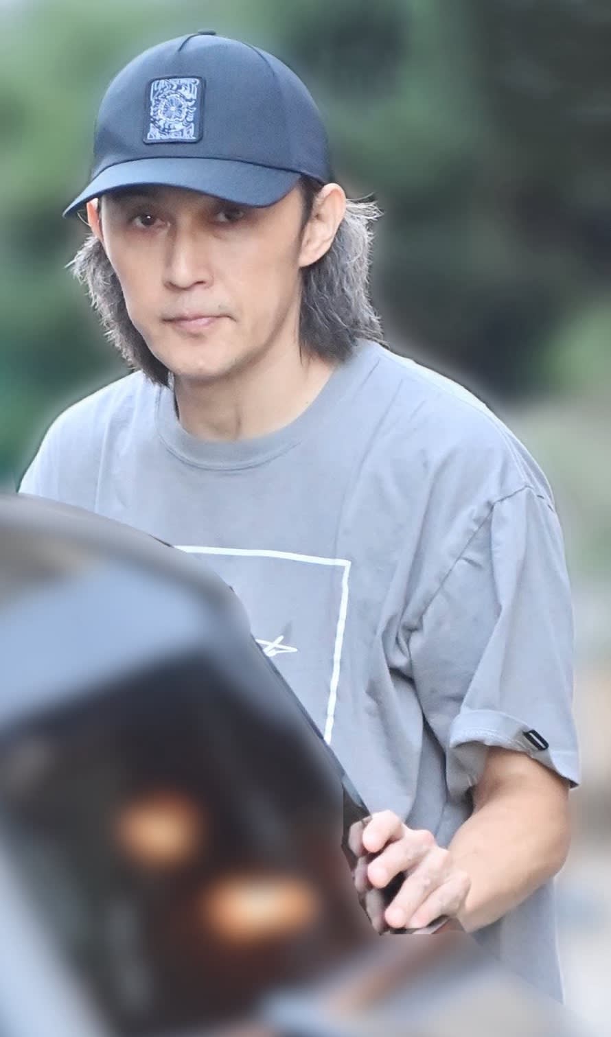 稲葉浩志着用 Tシャツ B'z Official Website