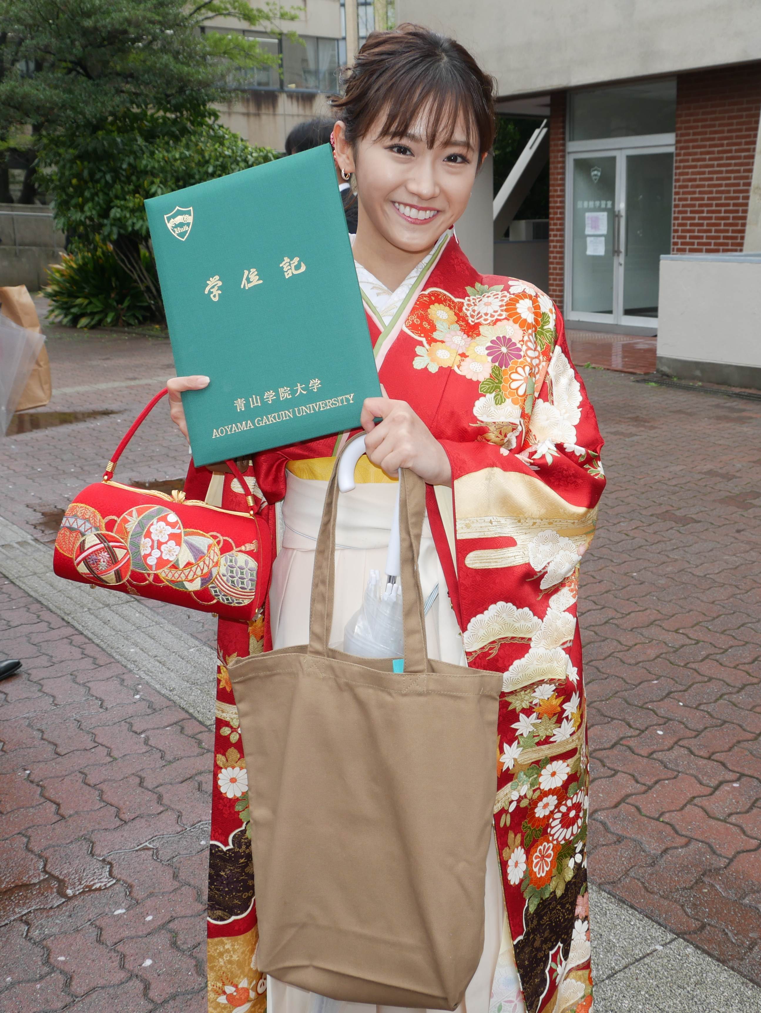 テレビ東京アナウンサー 嶺百花 直筆サイン入り色紙 宛名入り テレビ東京アナウンサー 嶺百花 直筆サイン入り色紙 宛名入り