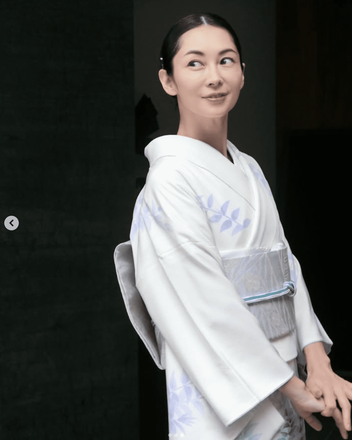 和装姿に驚きの声…47歳の伊東美咲『電車男』のエルメス役ブレイクも