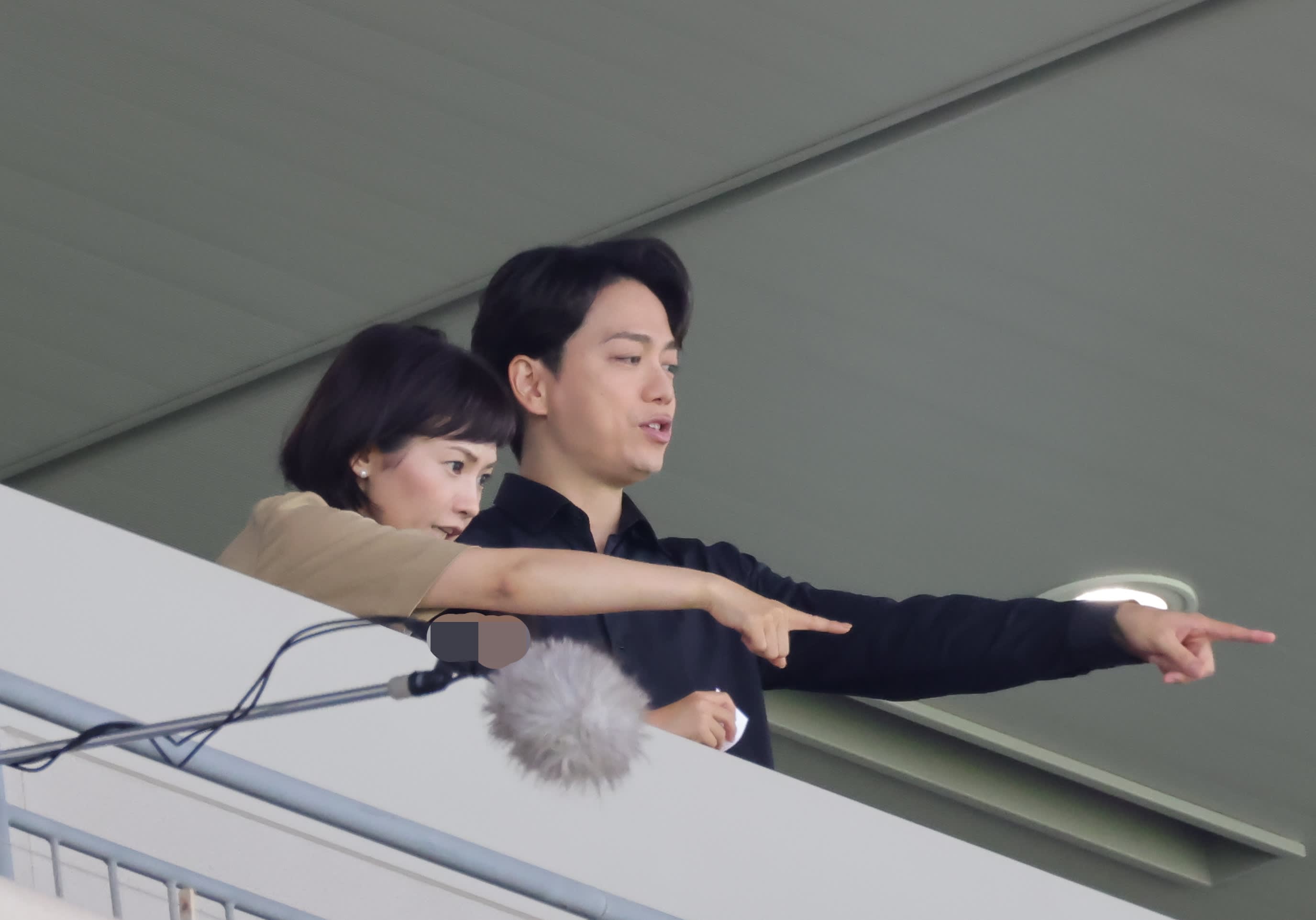 山崎 育 三郎 安倍 なつみ