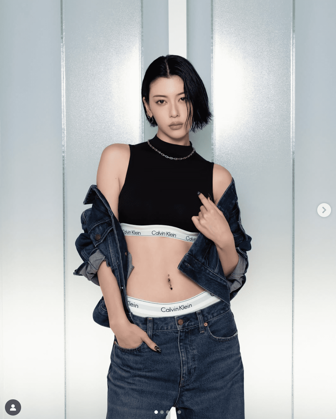 3ページ目）「え！うそ」三吉彩花が原宿の雑踏をセクシーファッション