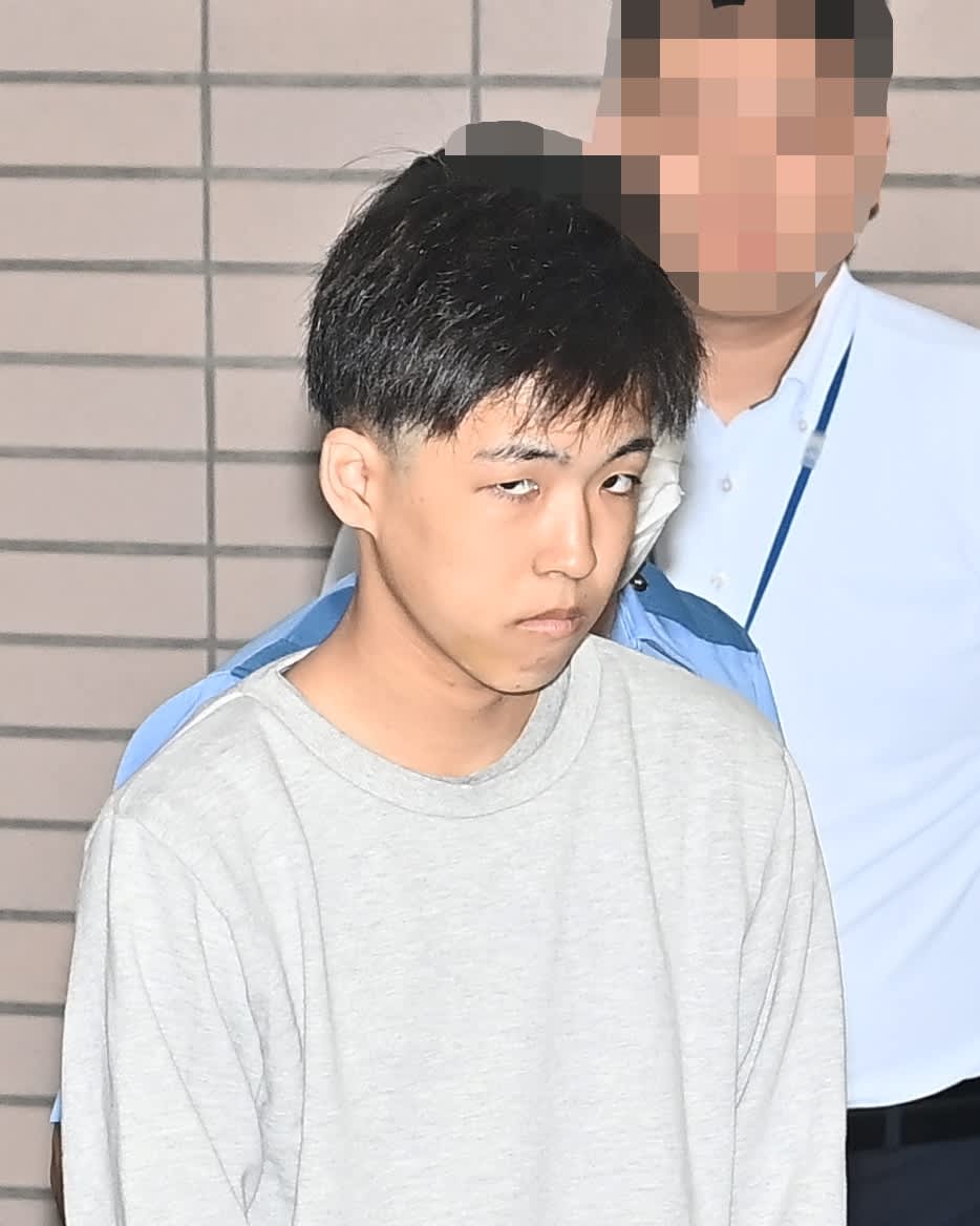 止まれ、撃つぞ！」警察官が発砲…世田谷区の住宅街で繰り広げられた“大