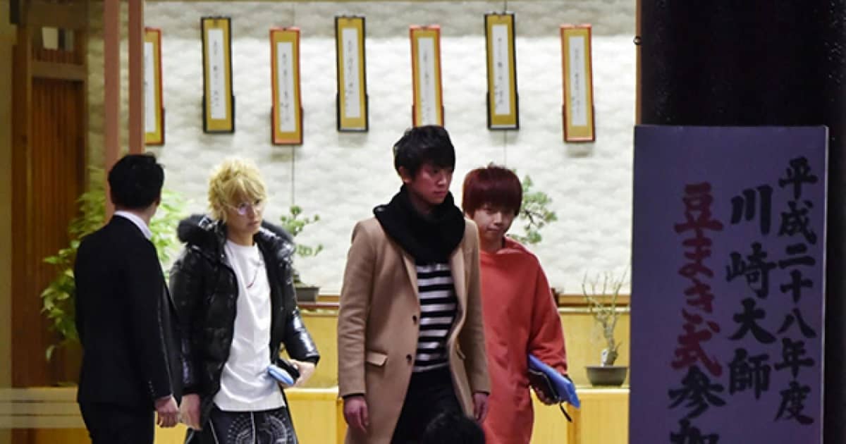 『NEWS』小山慶一郎がSTARTO社では異例の取り組み!ソロイベントに「託児所」設置で称賛の声 | FRIDAYデジタル