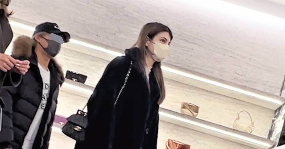 恋多き女”モデル・マギーが「金髪マッチョイケメン」と表参道で