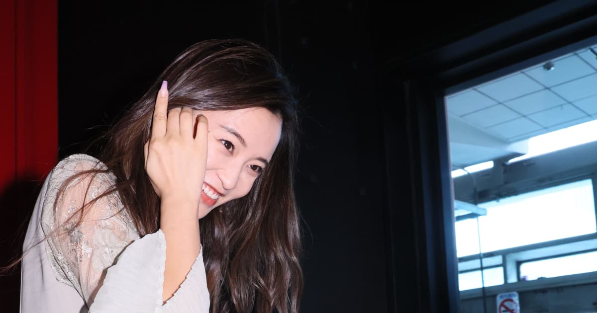 RUVIE ルビー ワンピース TEA PARTY ボタニカル　小島瑠璃子さん ワンピース姿で…”人妻”小島瑠璃子を直撃撮！中国留学は「夫も応援して