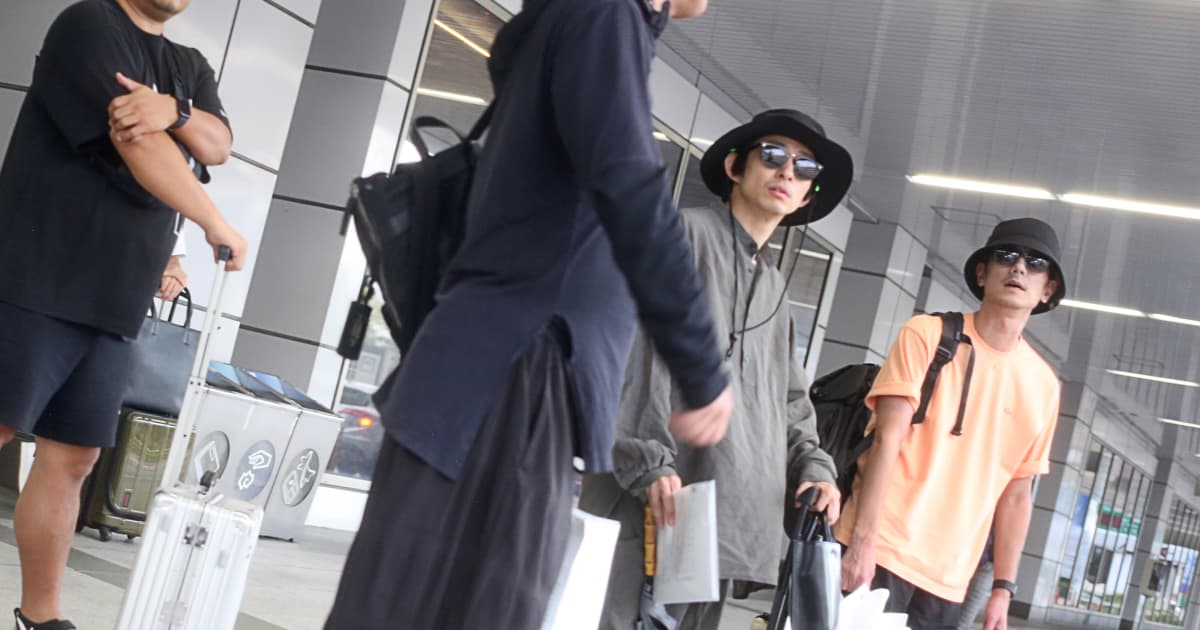 TOBE』社長・滝沢秀明の夏休み！ 盟友・三宅健と一緒に沖縄へ