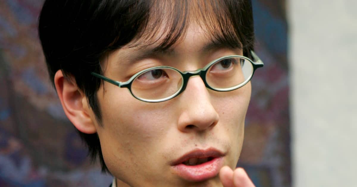 竹田恒泰氏「鈴木エイト氏とバトル」のウラで、旧統一教会との“疑惑の関係”暴かれるも「堂々反論」 FRIDAYデジタル