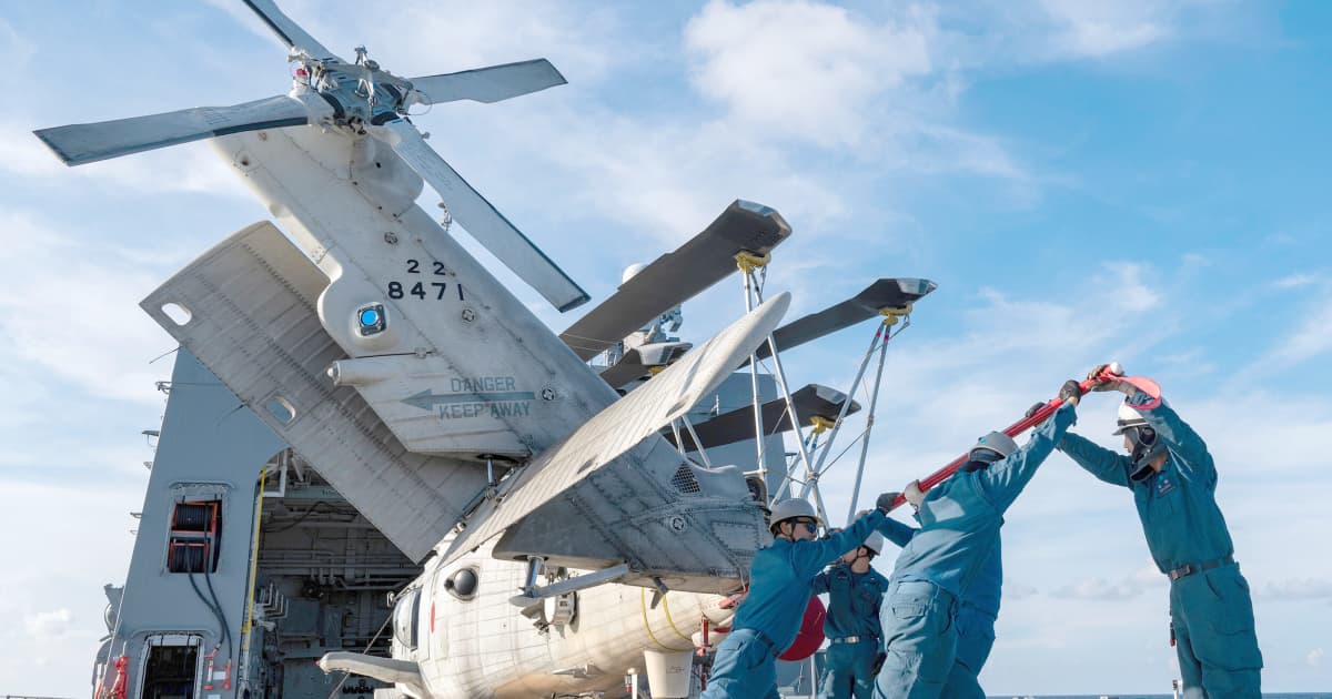 （2ページ目）「敵国の潜水艦を撃沈せよ!」自衛隊護衛艦「ありあけ」がインドの駆逐艦「デリー」と”共闘” FRIDAYデジタル