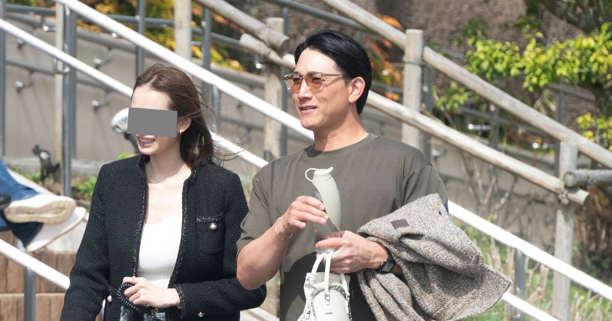 【独自】巨人・小林誠司 新たな”相棒”を見つけていた! 一軍昇格の支えになった新恋人との同棲生活 | FRIDAYデジタル