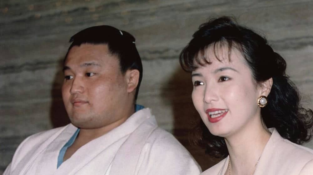 フォトギャラリー1枚目 貴乃花と景子夫人は、ともに注目を浴びるほど