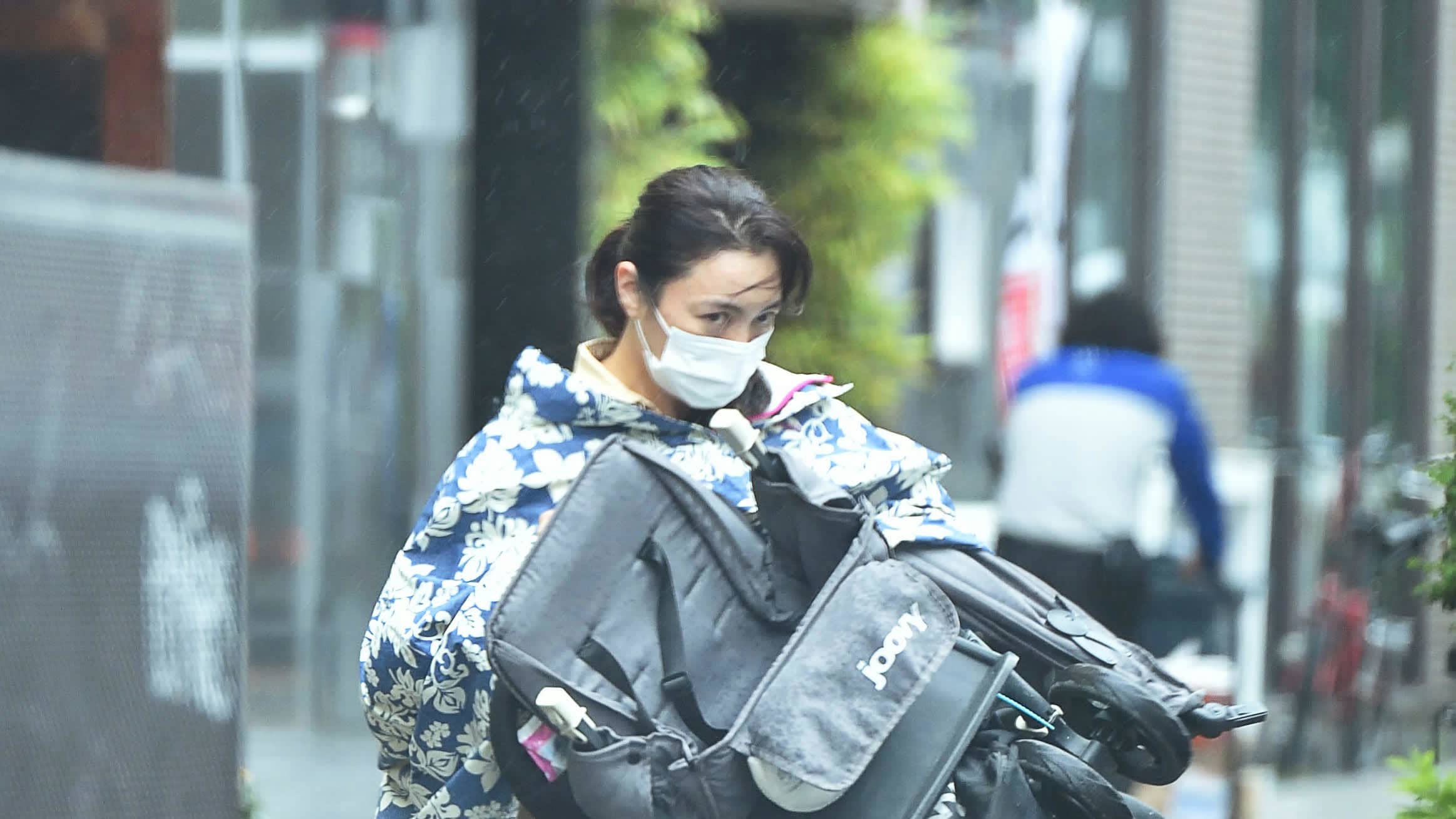 仲間 由紀恵 双子 写真