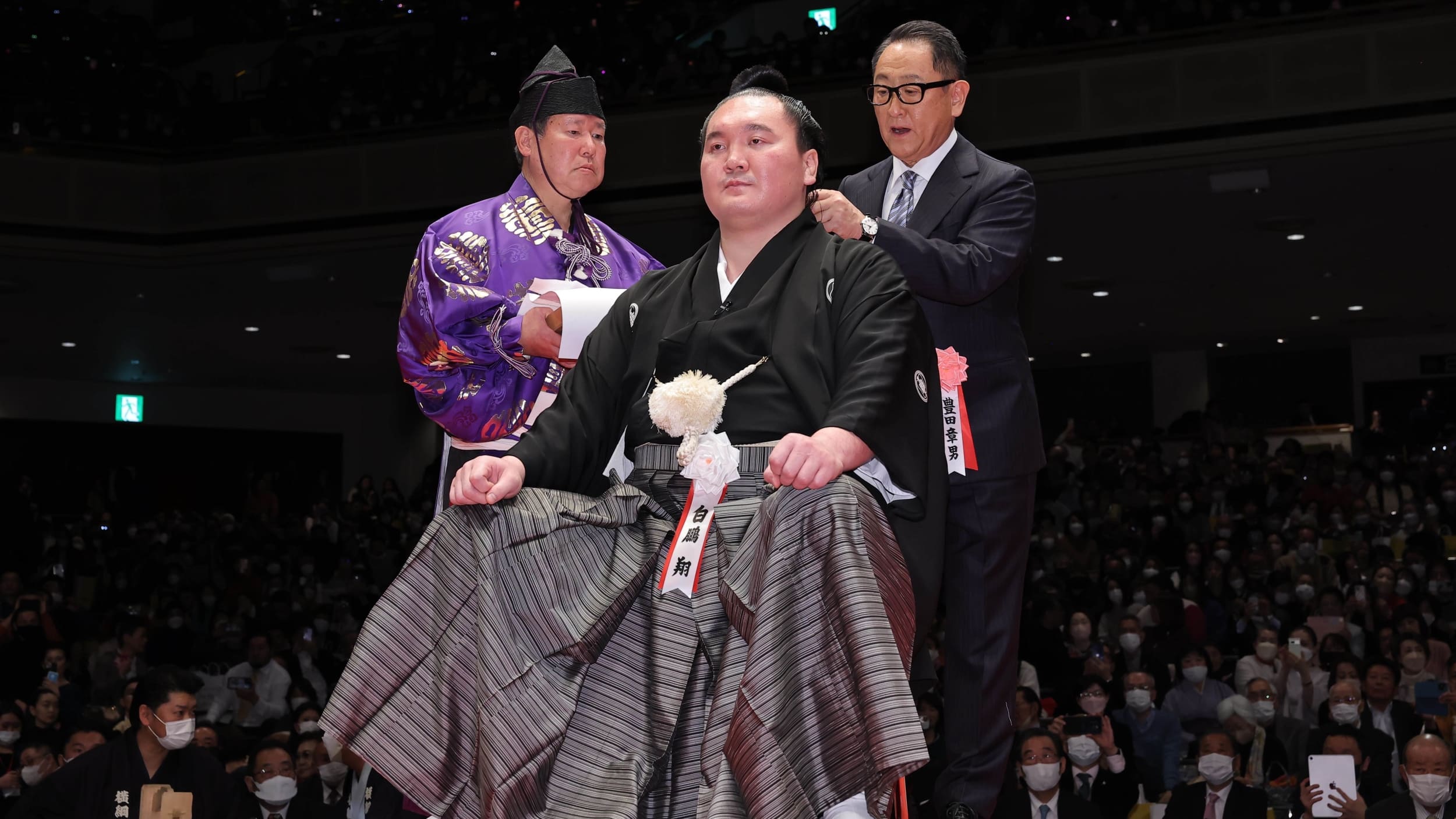 白鵬 宮城野襲名断髪式（白鵬断髪式YOSHIKIが宮城野親方にエール