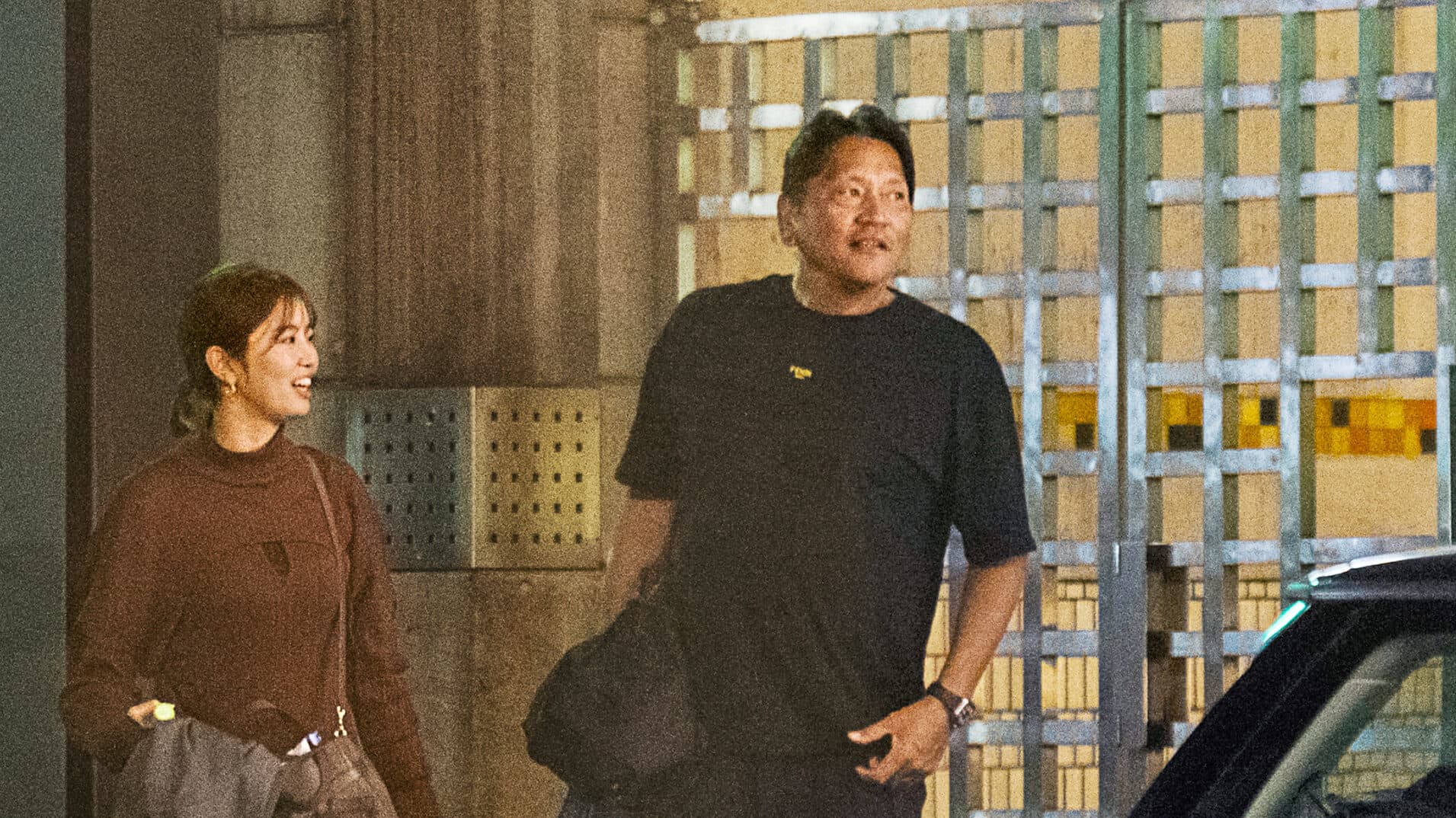 フォトギャラリー3枚目 佐々木主浩vs.稲村亜美 深夜の六本木で