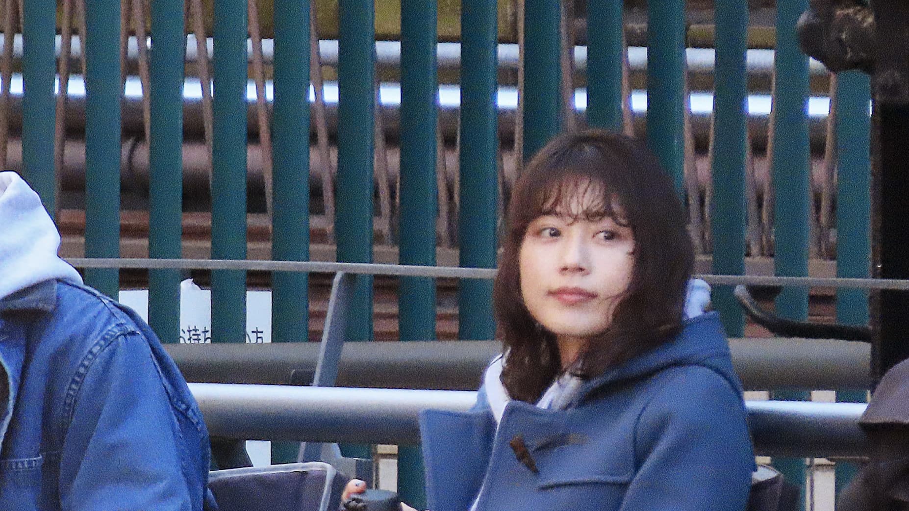 有 村 架 純 熱愛 フライデー