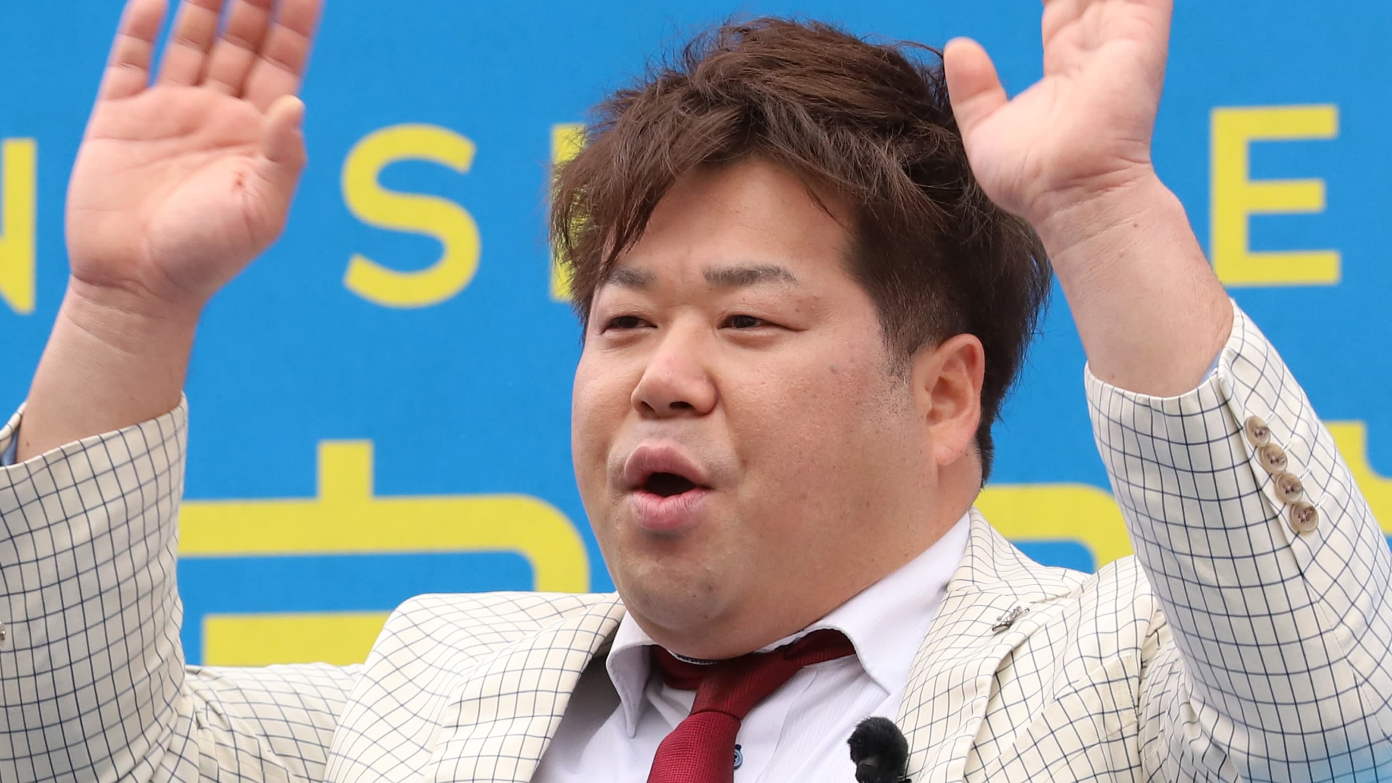 元吉本　プラスマイナス　岩橋さん　初回個展ポストカード ギャラ14倍」元プラマイ岩橋が“吉本の圧力”主張も関係者明かす「テレビ
