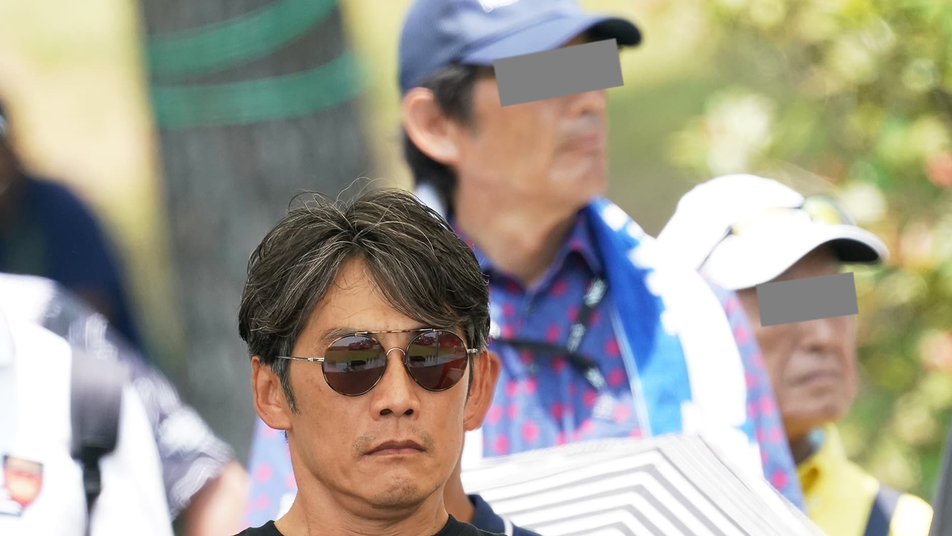 反町隆史 女子プロゴルフトーナメント会場にて、選手よりも目立つ圧倒 
