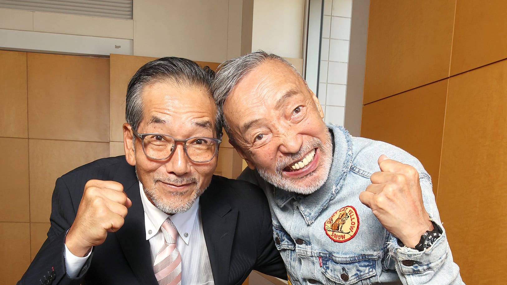FRIDAY 平成19年 9月28日号 Yahoo!オークション - FRIDAY フライデー 1992年8月28日号 NO.34