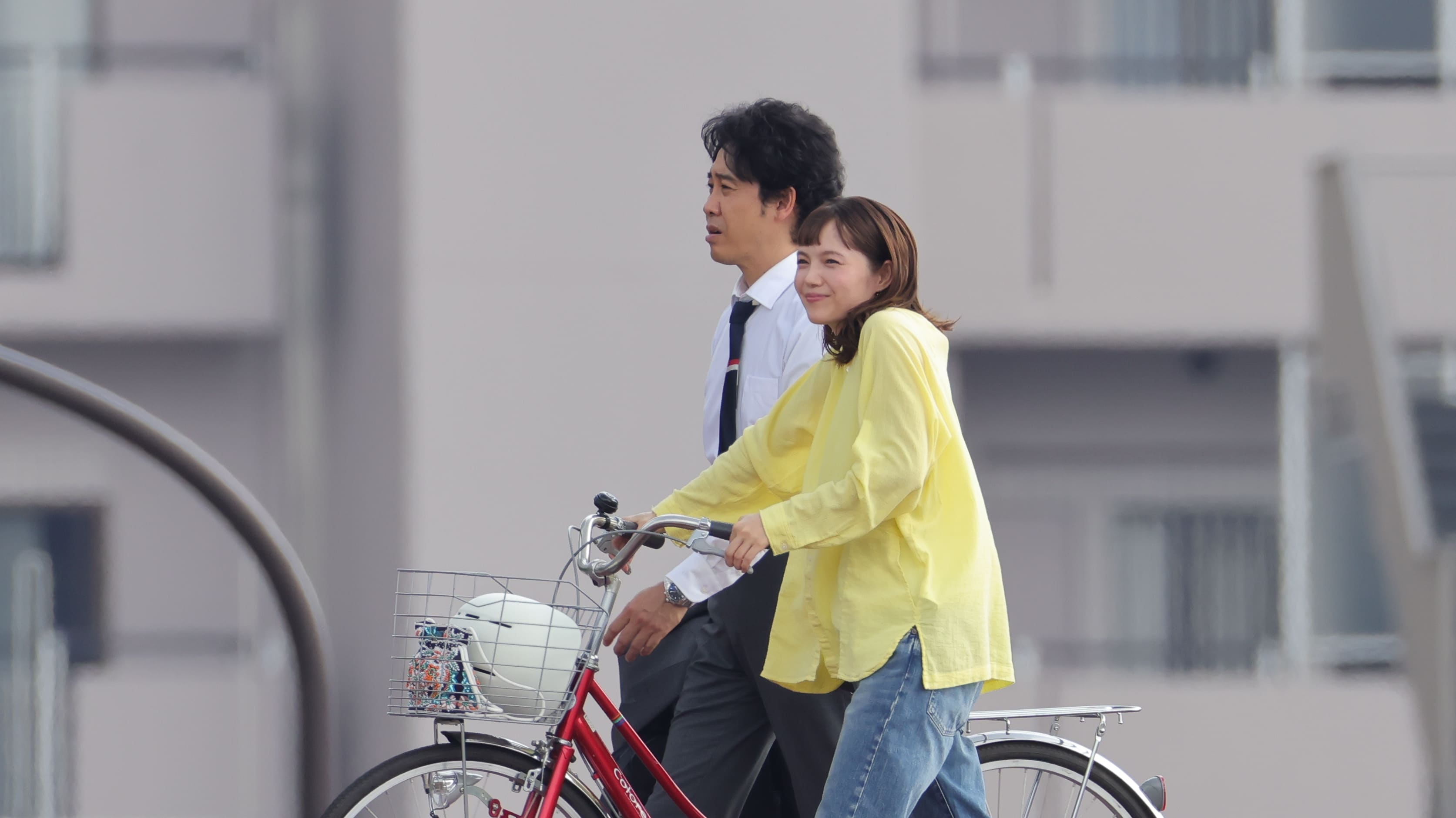 FRIDAY フライデー 雑誌 まとめ売り 82冊　おまけ付き 61ZM5n1v9aL._AC_SY200_QL15_.jpg