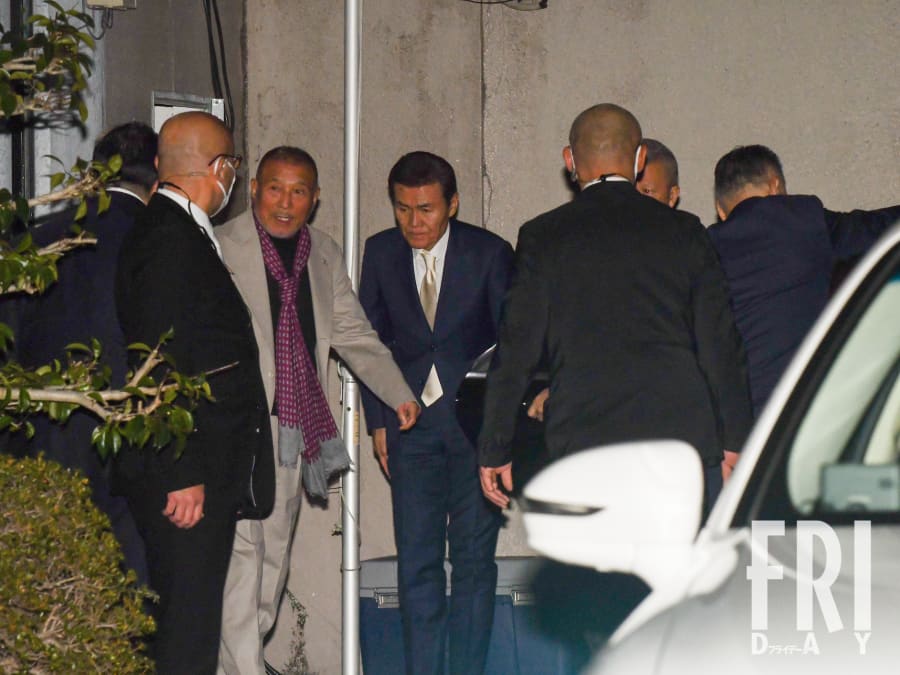 コンパニオンを呼んでカラオケを熱唱…六代目山口組・司忍組長「誕生日