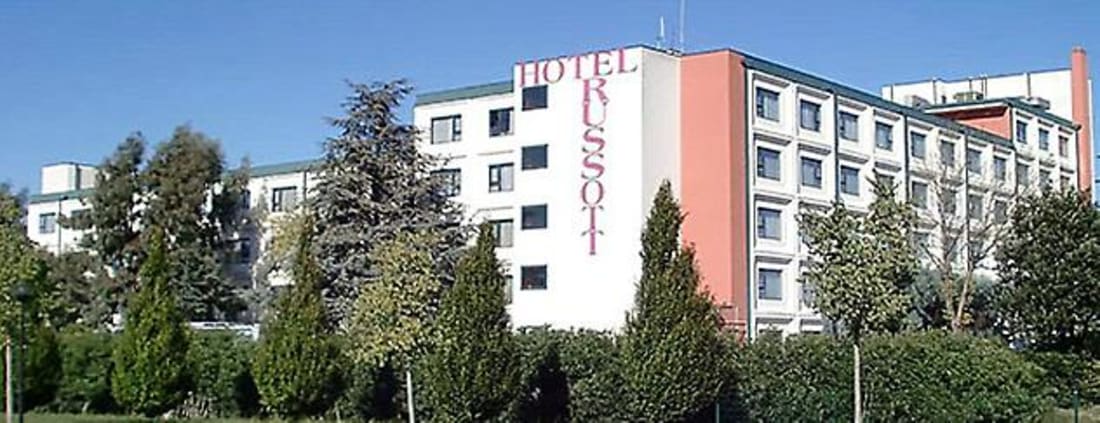 Hotel Russott