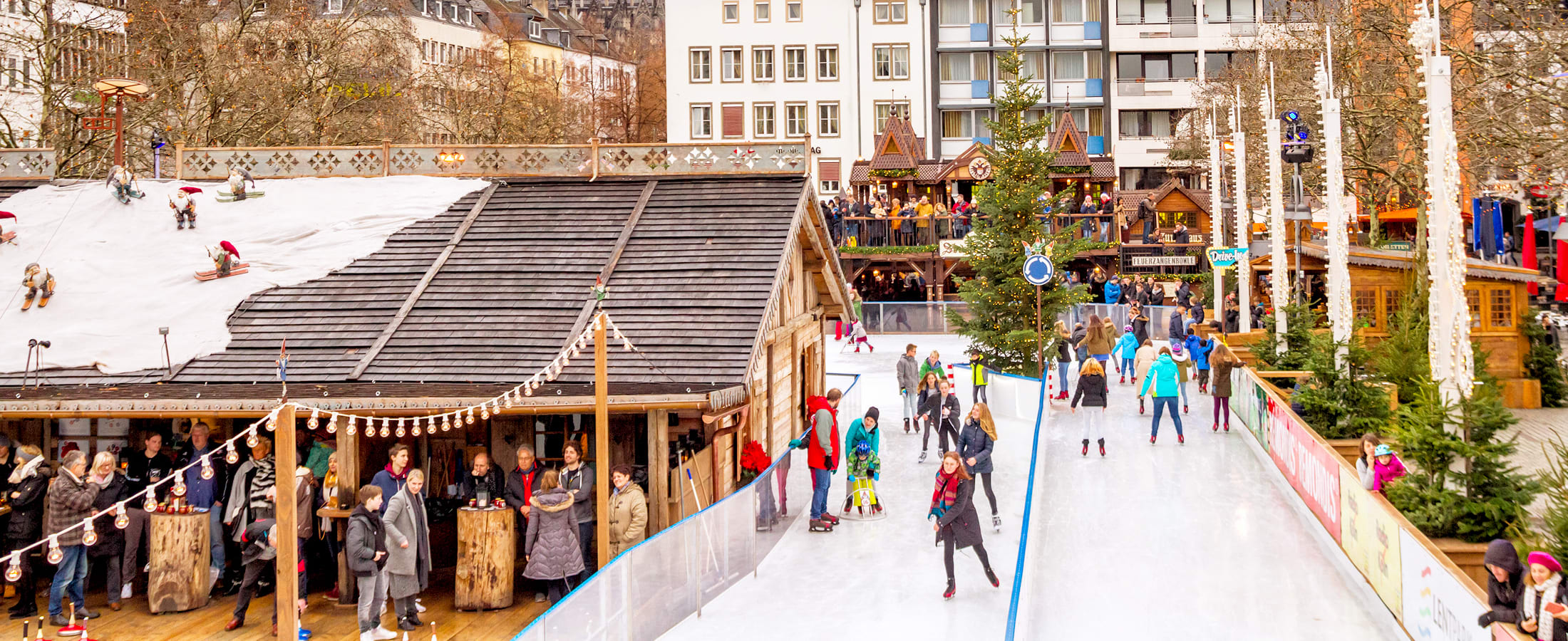 Ice skaters, Cologne