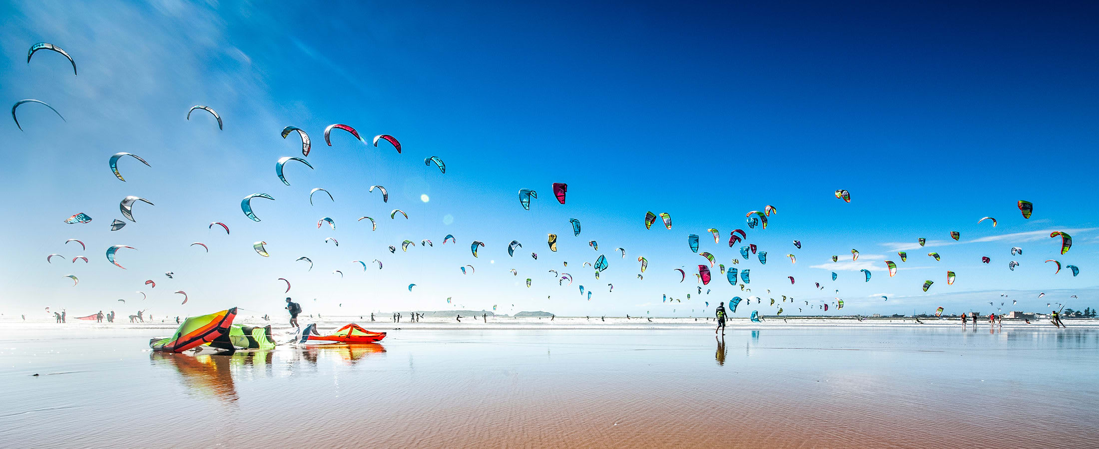Kite surfing at Essaouira Beach