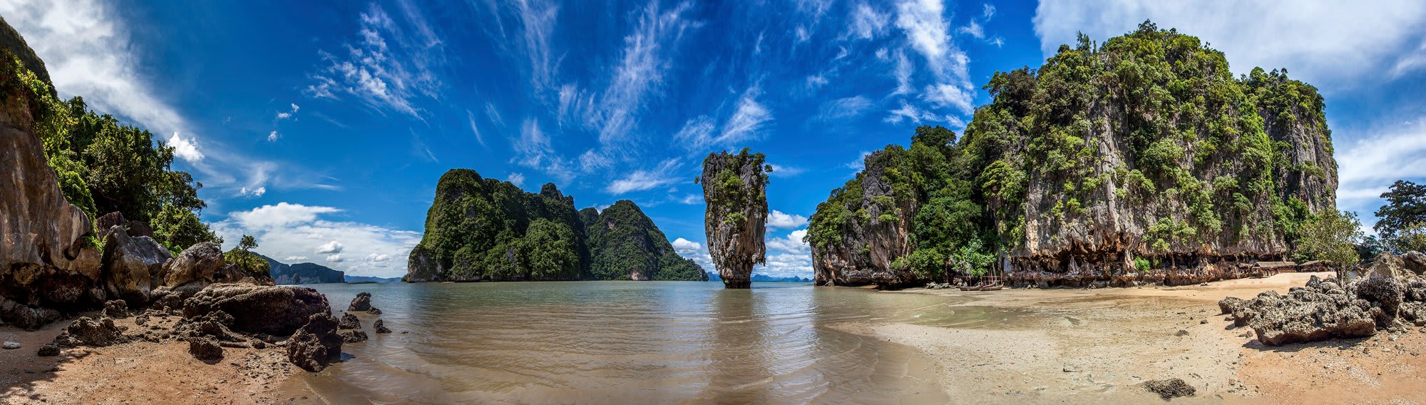 Panoramic view of James Bond Island