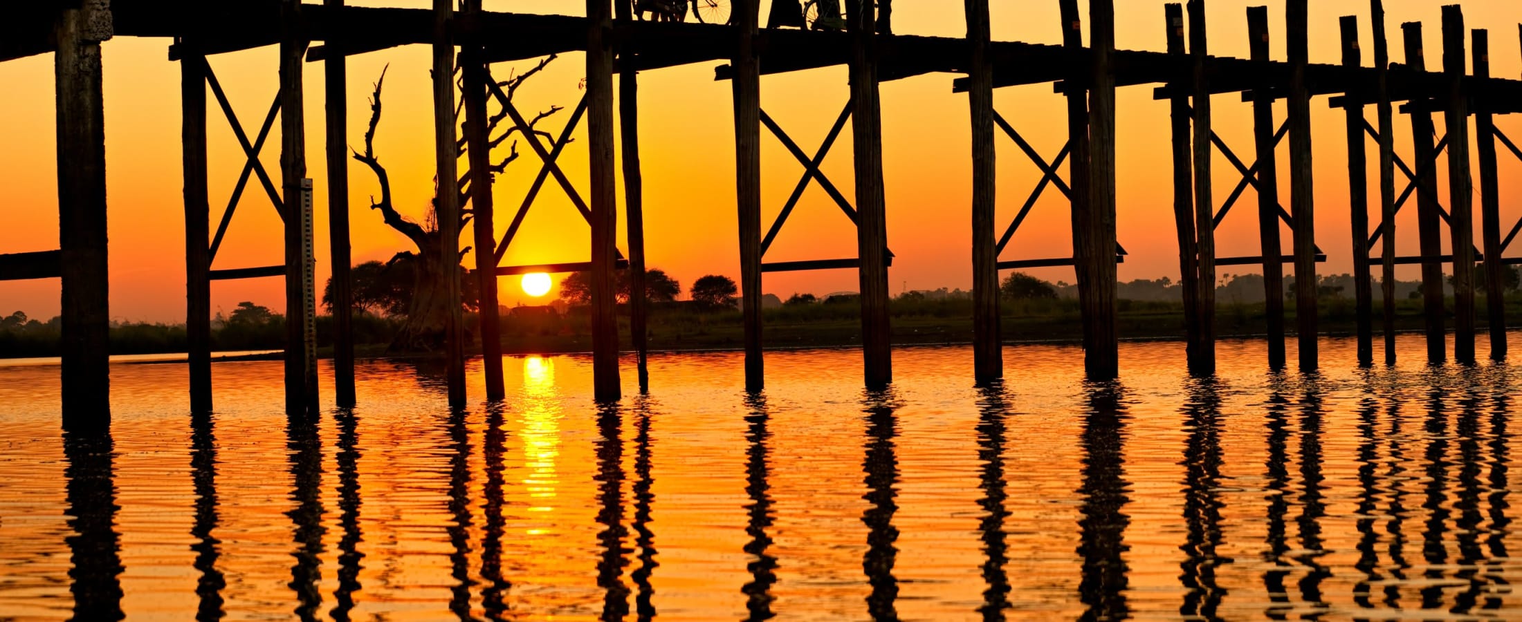 U Bein Bridge, Mandalay