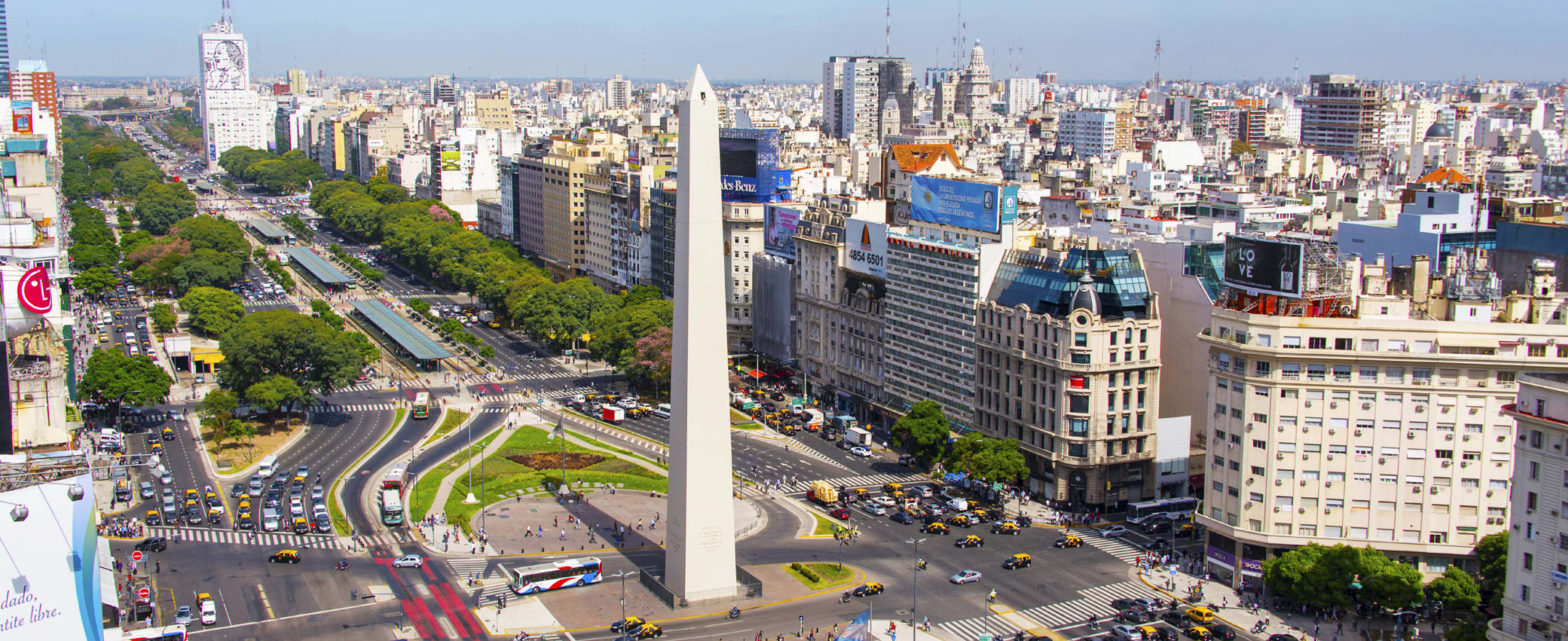 Avenida 9 de Julio in Buenos Aires, Argentina
