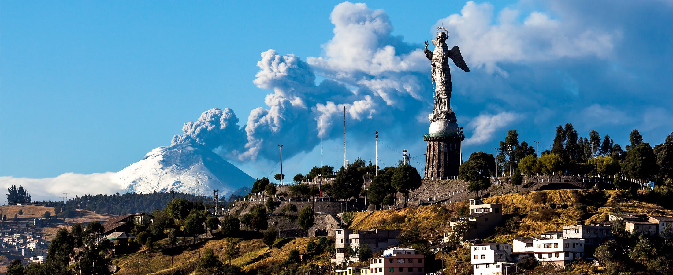 Cotopaxi errupting, Quito