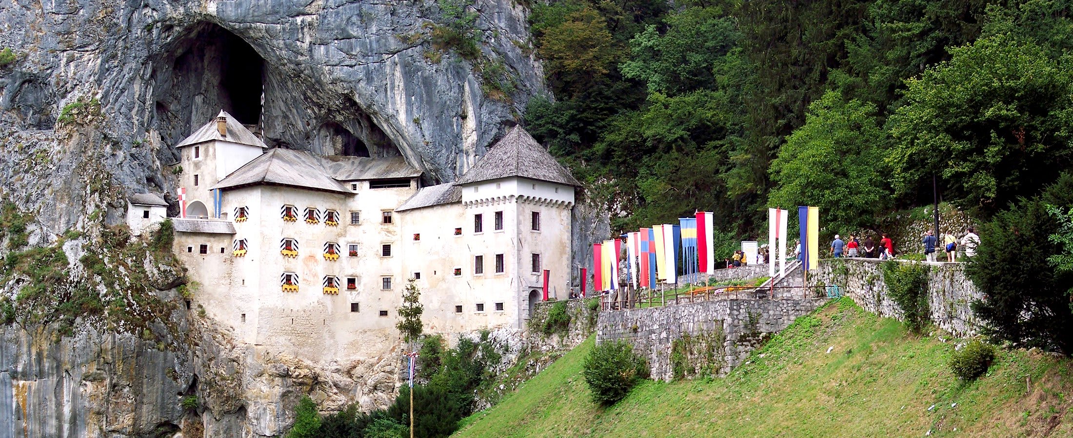 Predjama Castle