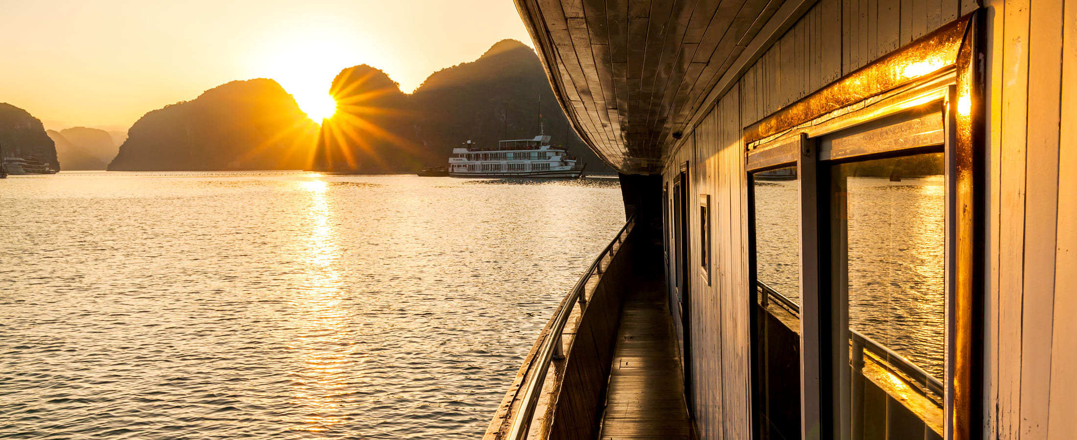 Sunset on Halong Bay