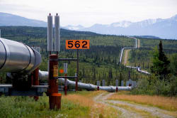 Trans-Alaska Pipeline Photo by  Luca Galuzzi - www.galuzzi.it