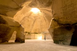 Bell Cave, Beit Gurvin