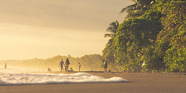 Costa Rica: Volcanoes, Rainforests & Beaches