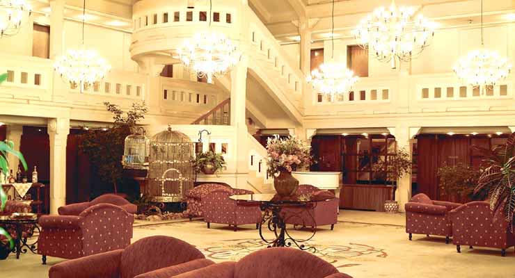 Merit Lounge