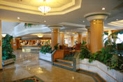 Safari Court lobby