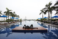 Infinity pool
