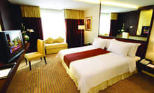 Eastin Makkasan Bangkok guest room