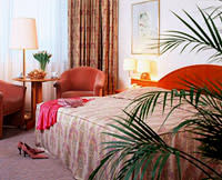 Diplomat Hotel standard room