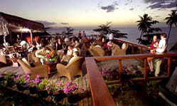 Radisson Plaza Resort Tahiti Lafayette Bar
