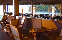 Radisson Plaza Resort Tahiti pool bar