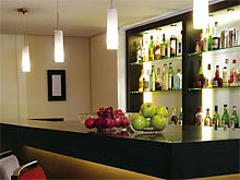 NH Crillon lobby bar